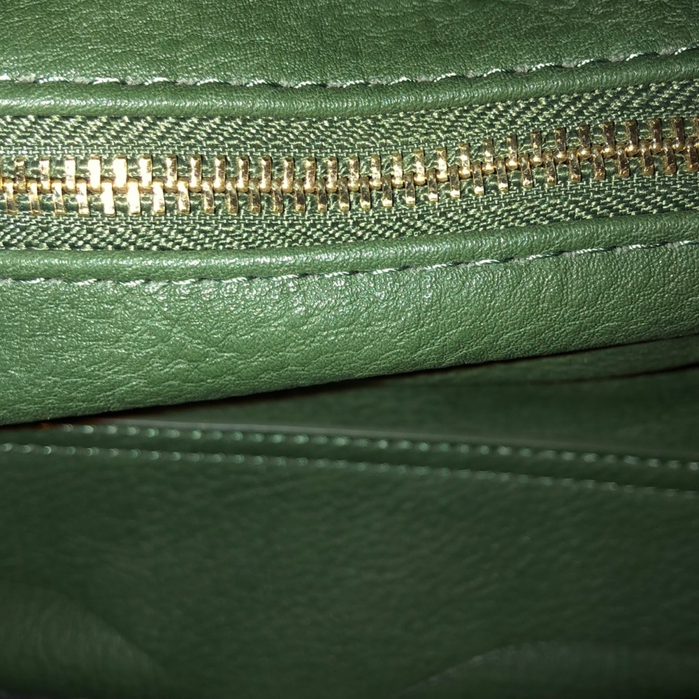 Handbag - Picture 2 of 8